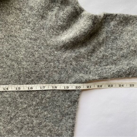 Equipment Rumor Gray Alpaca Blend Turtleneck Sweater Size Small - Picture 10 of 12